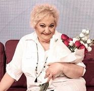 Au apărut primele imagini de la înmormântarea Marinelei Chelaru: Ce a declarat soțul înainte de înmormântare